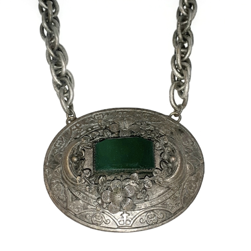 Vintage Faux Emerald Goth Necklace